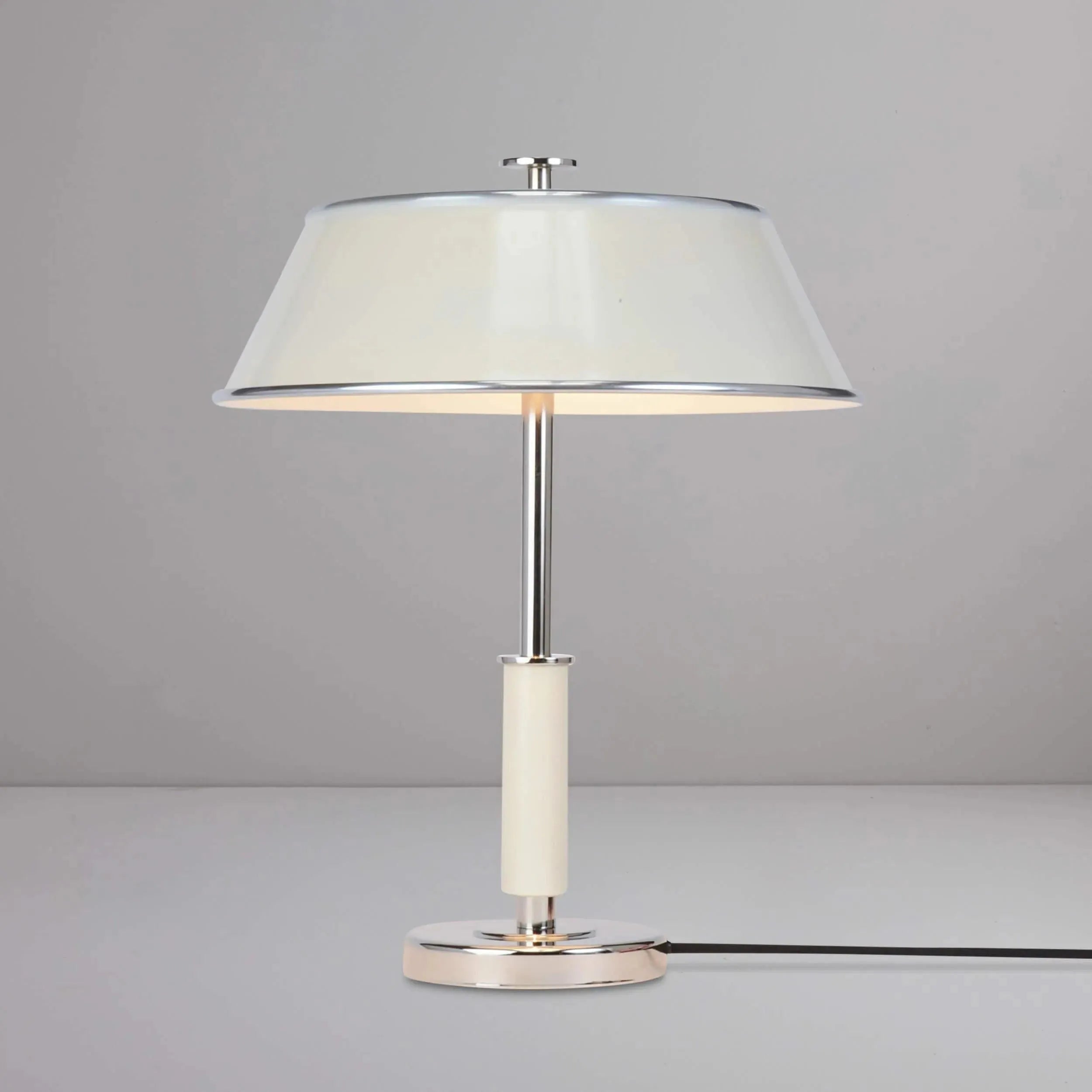 Original BTC - Victor Table Light - US-FT407C | Montreal Lighting & Hardware