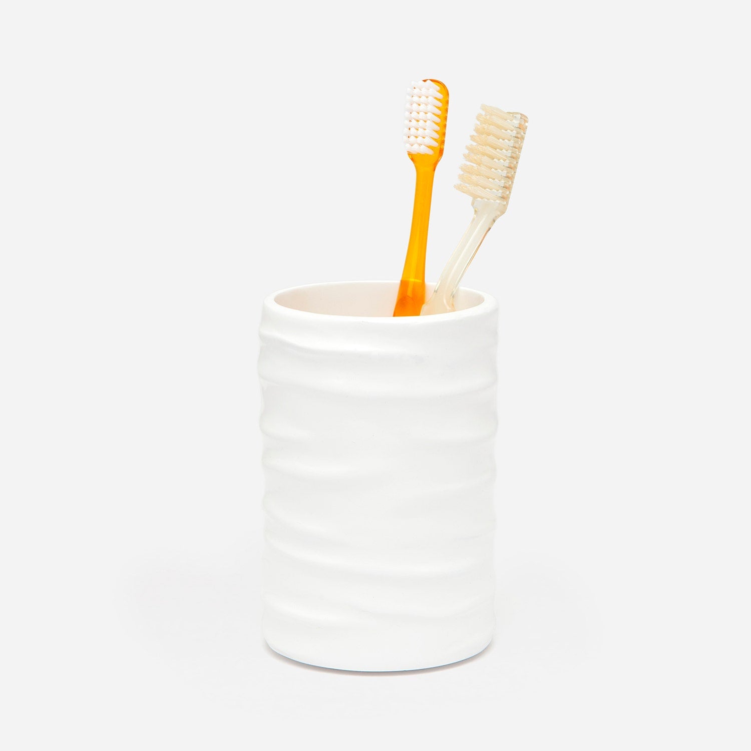 Pigeon and Poodle PP001408 Solin Brush Holder in White Lacquer Resin