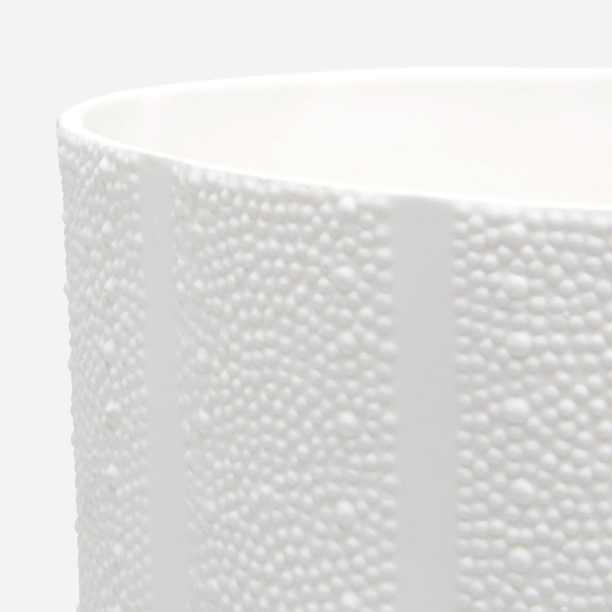 Pigeon and Poodle PP000715 Hilo Wastebasket in White Porcelain