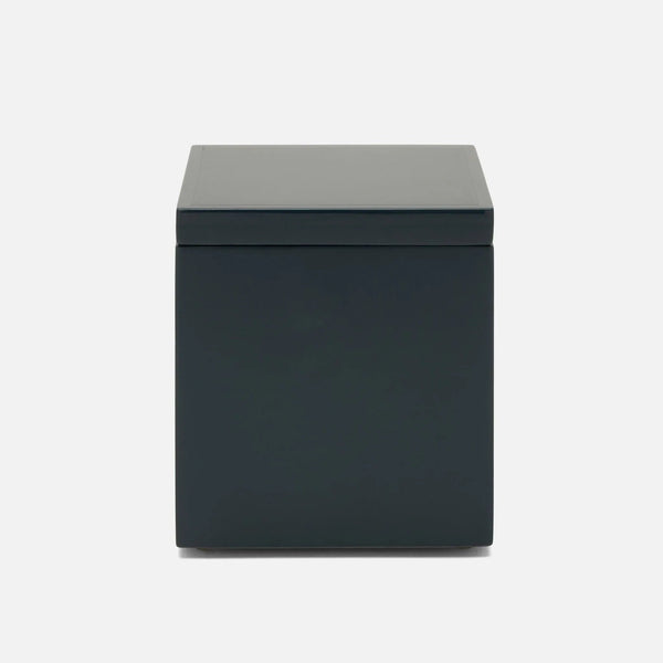 Quincy Bath Collection