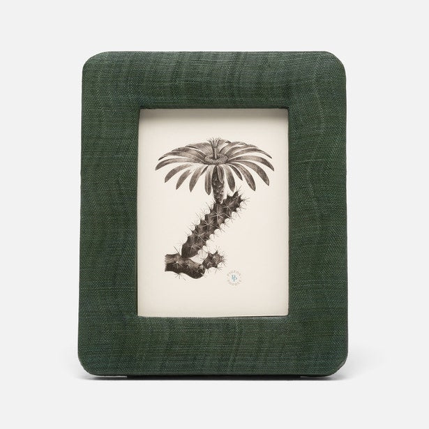 Halle Frame Collection