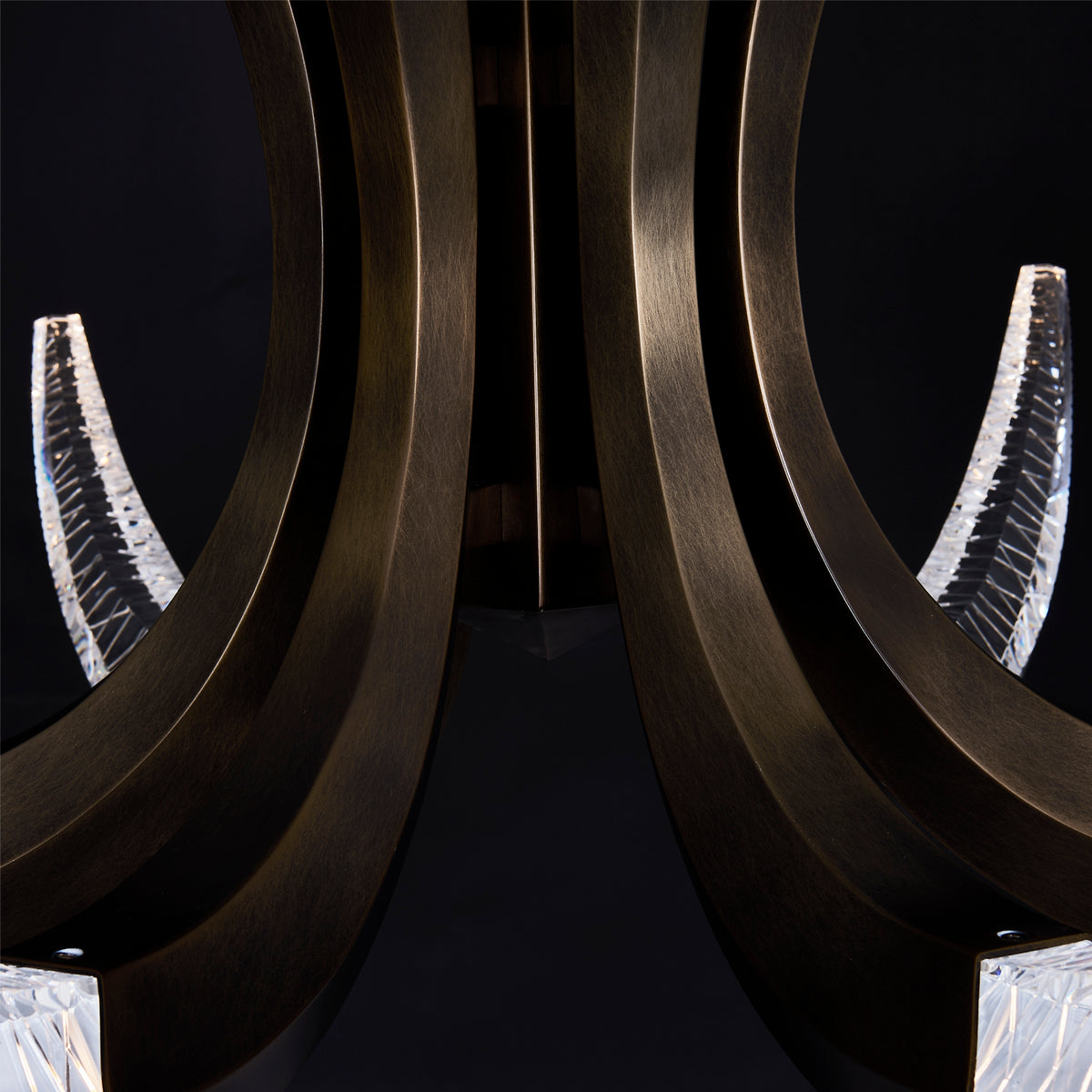 Corna LED Chandelier