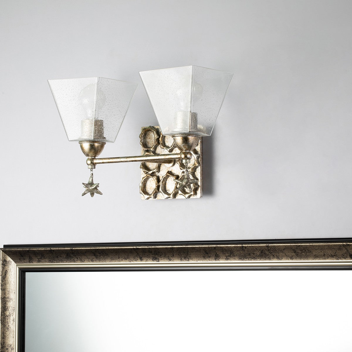 Lucas + McKearn - BB1002S-2 - Applique murale deux lumières - Étoile - Feuille d'argent