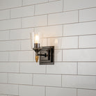 Lucas + McKearn - BB1022DB-1-F2G - Une lampe Murale - Vétiver - Bronze foncé