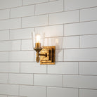 Lucas + McKearn - BB1022G-1-F1G - Une lampe Murale - Vétiver - Feuille d'or