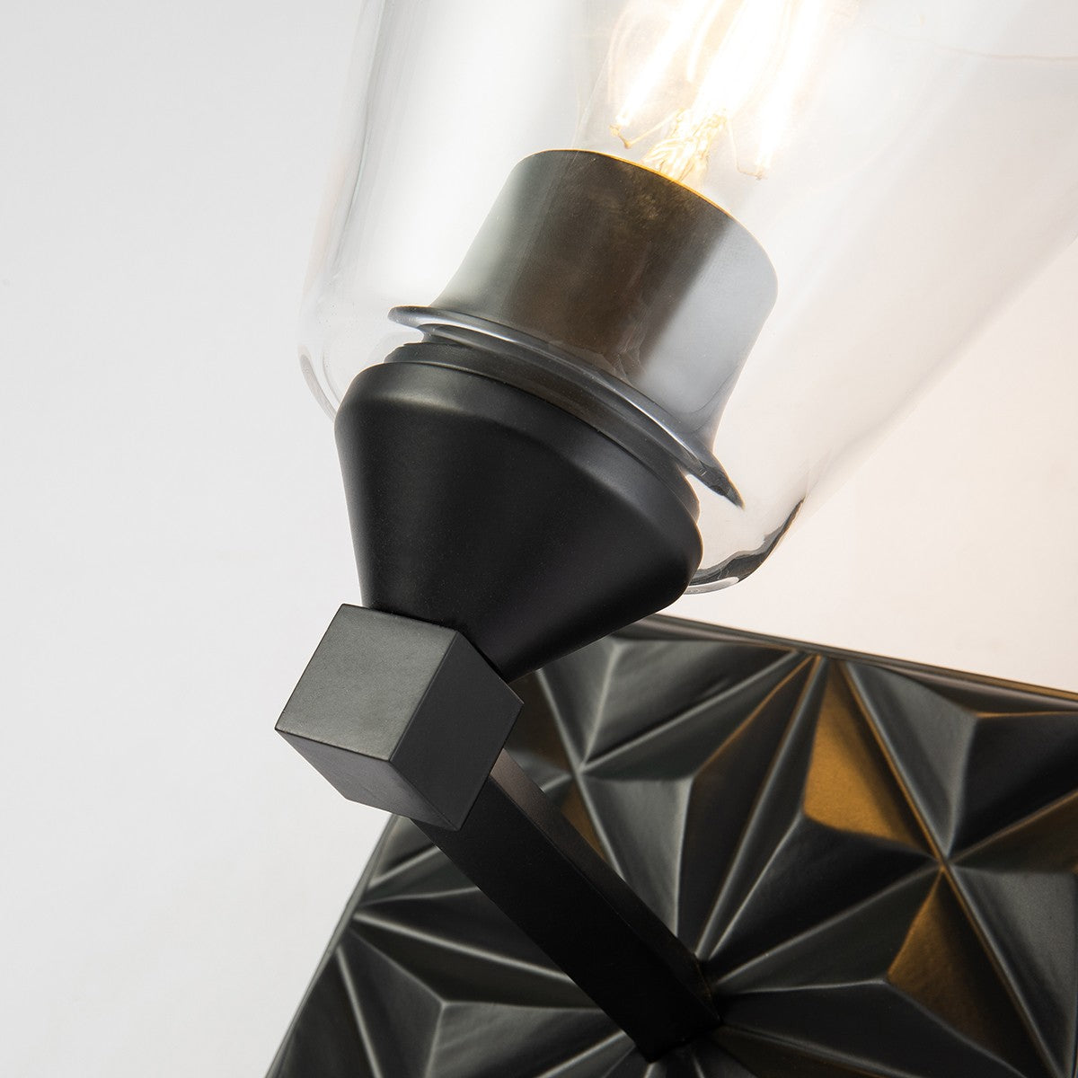 Lucas + McKearn - BB1302MB-1 - Une lumière Murale - Alpha - Noir mat