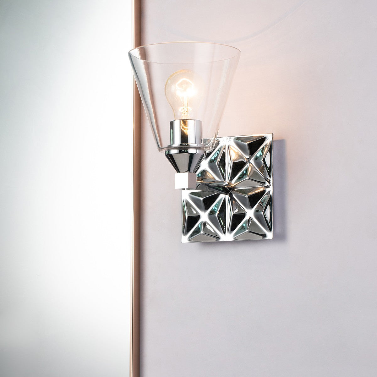 Lucas + McKearn - BB1302PC-1 - Une lampe Murale - Alpha - Chrome poli