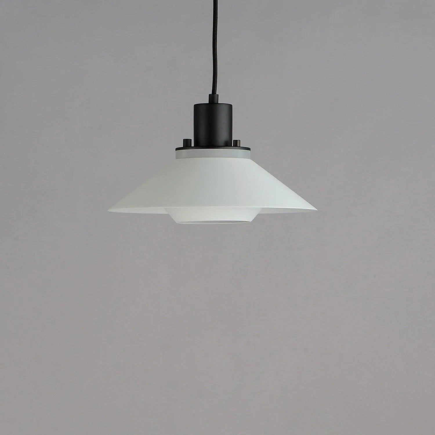 Maxim Lighting - Oslo Pendant - 11410BKWT | Montreal Lighting & Hardware