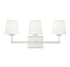 Applique murale de salle de bain Meridian M80053PN à trois lumières en nickel poli