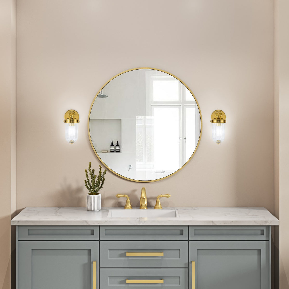 Artcraft Canada - AC12021BR - One Light Wall Sconce - Myla - Vintage Brass