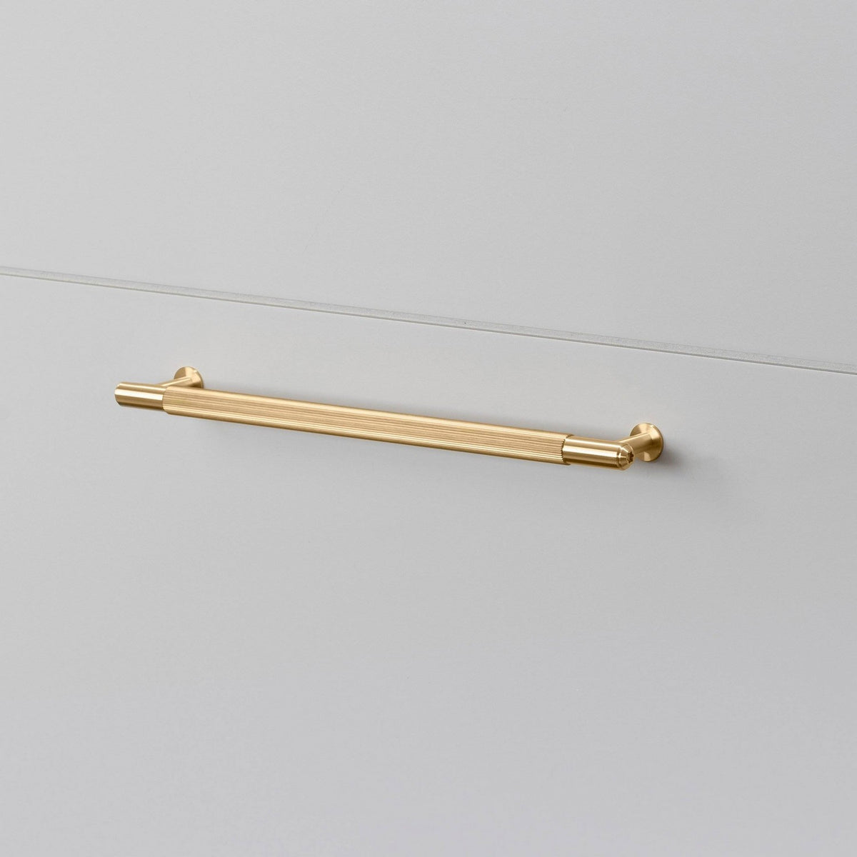 Buster + Punch - UPB-054574 - Pull Bar - Brass