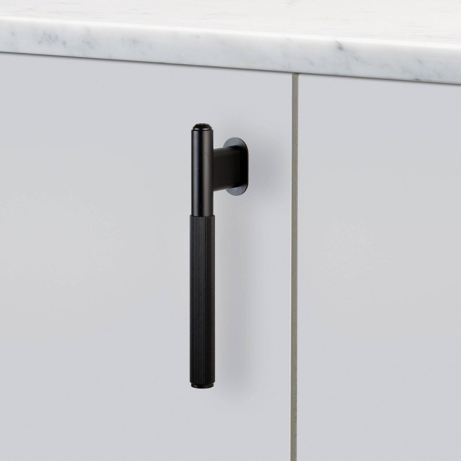Buster + Punch - ULB-024581 - Barre en L - Noir