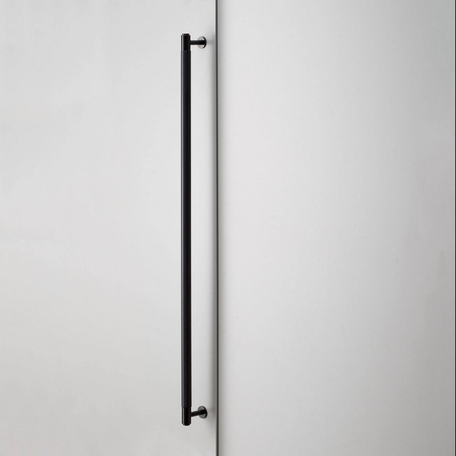 Buster + Punch - UCB-024587 - Barre de rangement - Noir