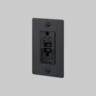 Buster + Punch - NSC-024076 - Prise - Noir