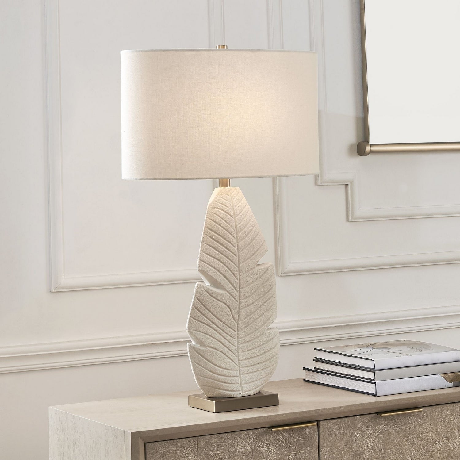 Uttermost - 30557 - Une lumière Lampe de table - Feuille de palmier - Laiton