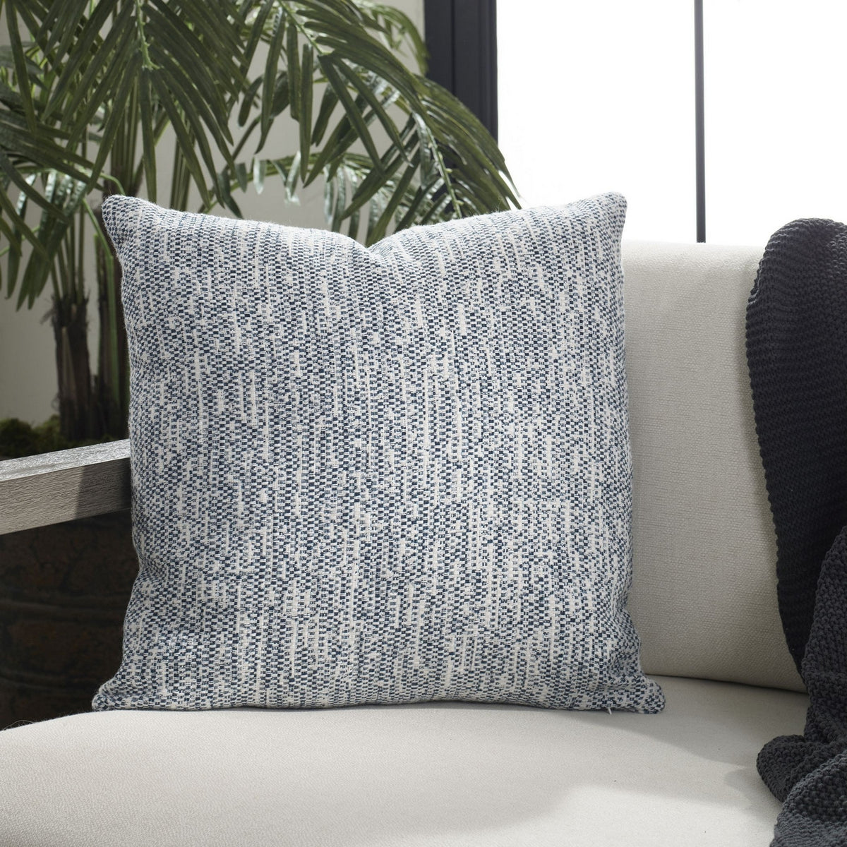 Uttermost - 64090 - Extérieur Coussin - Zénith - Blanc