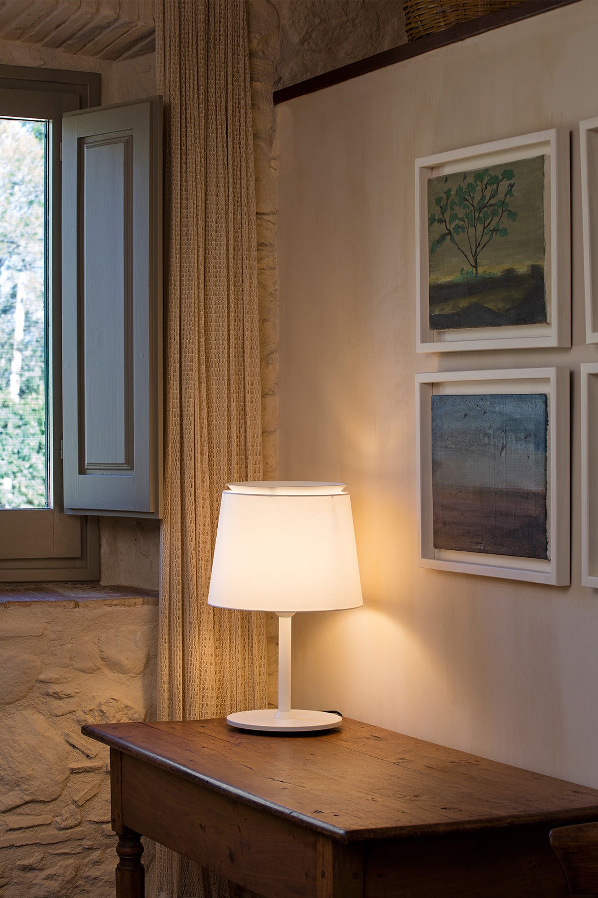 Faro Barcelona 20304-82-US Savoy Table Lamp in White/White