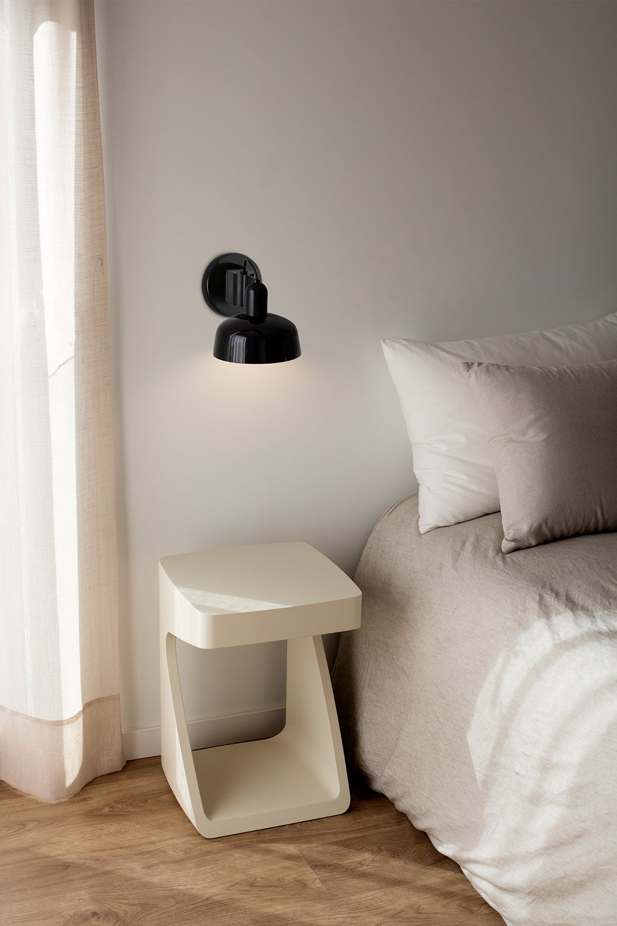 Faro Barcelona 20335-117-US Tatawin Wall Sconce in Black Glass