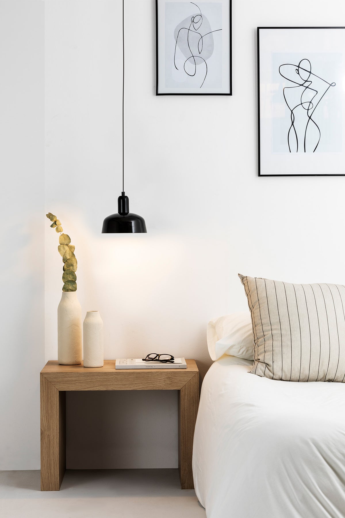 Faro Barcelona 20339-117-US Tatawin Pendant in Black Glass