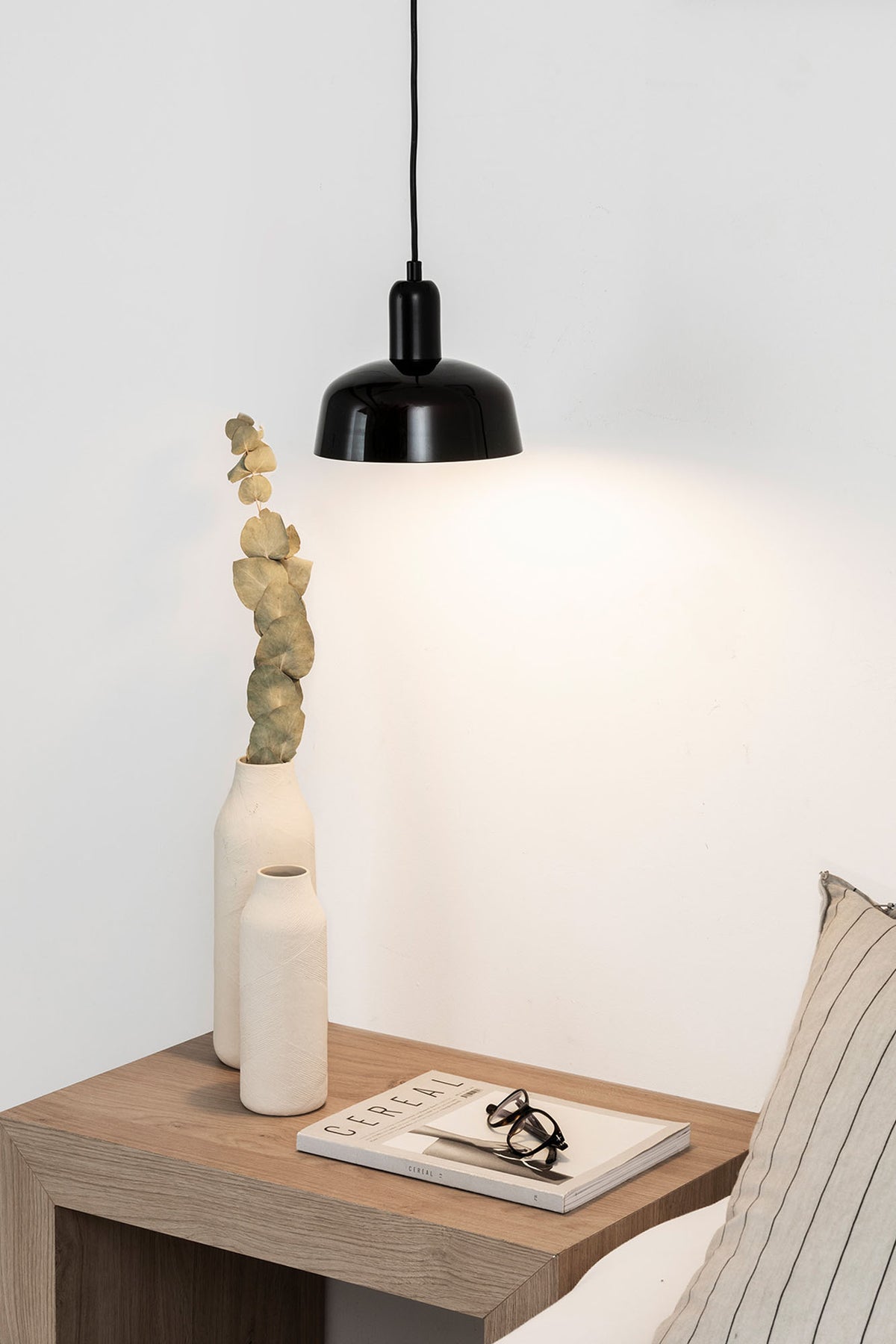 Faro Barcelona 20339-117-US Tatawin Pendant in Black Glass