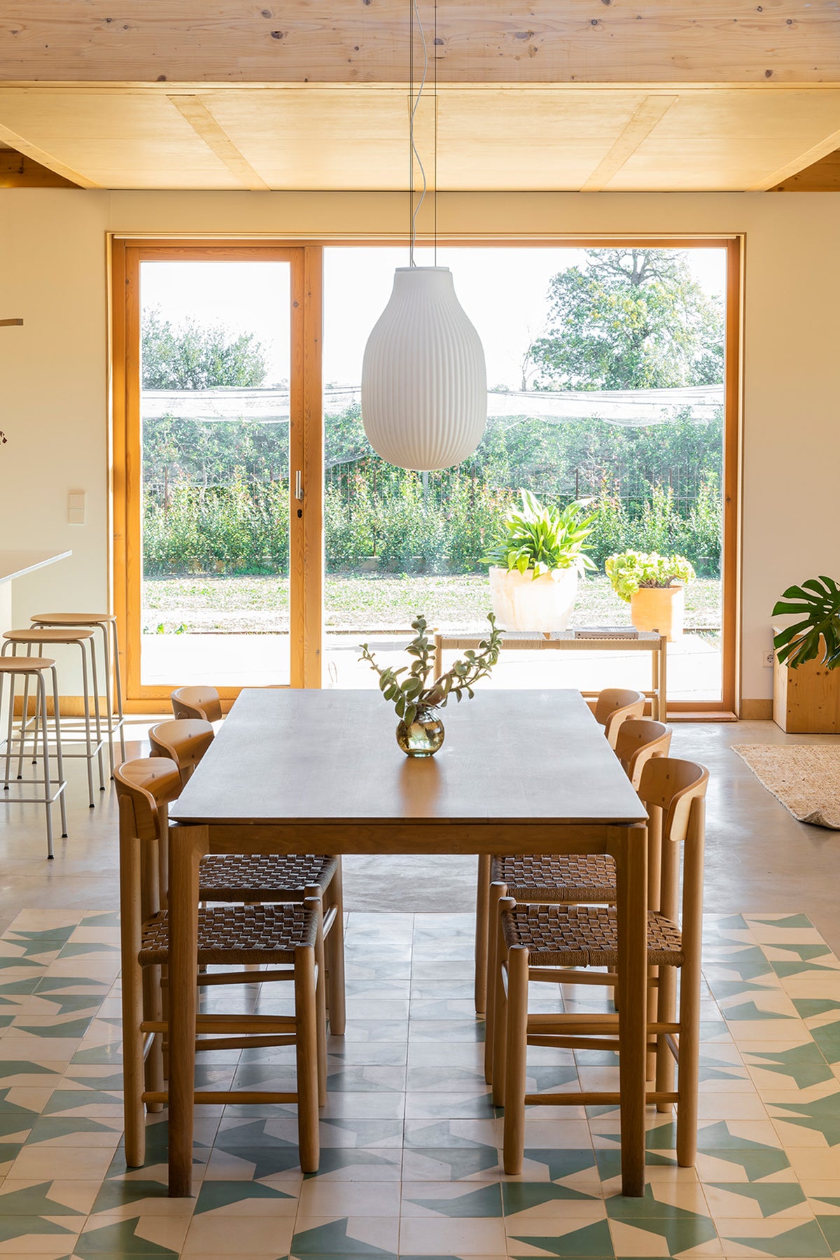 Faro Barcelona 28300-US Isabelle Pendant in White