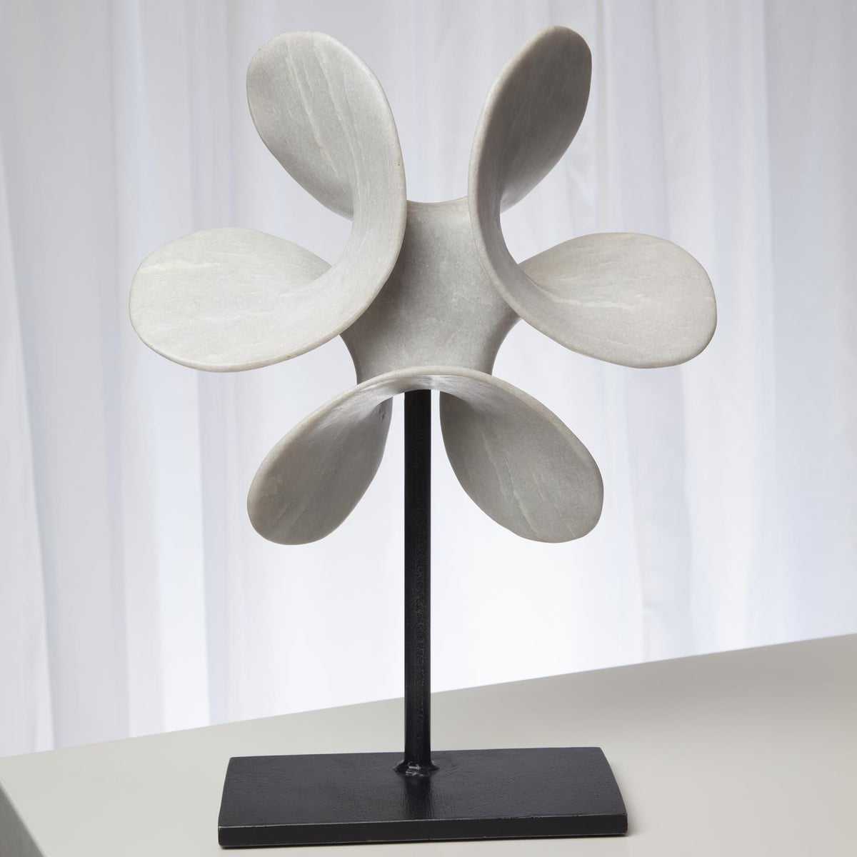 Sculpture Pankhudee sur support