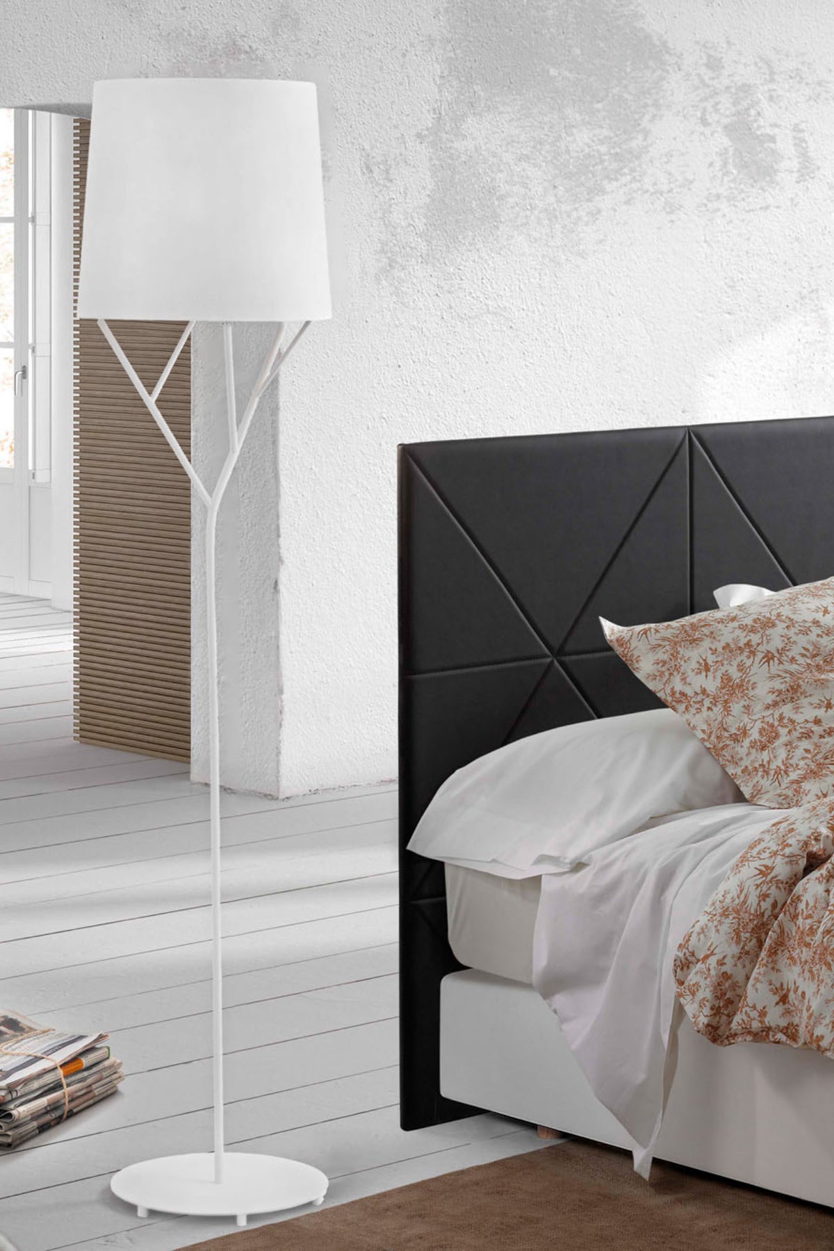 Faro Barcelona 29869-US Tree Floor Lamp in White