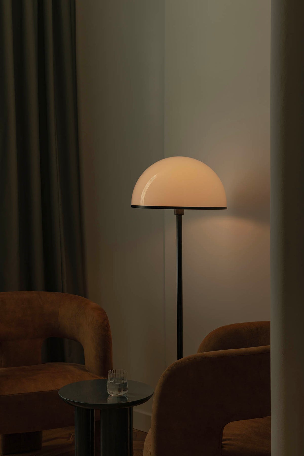 Faro Barcelona 29915-US Dome Floor Lamp in Black