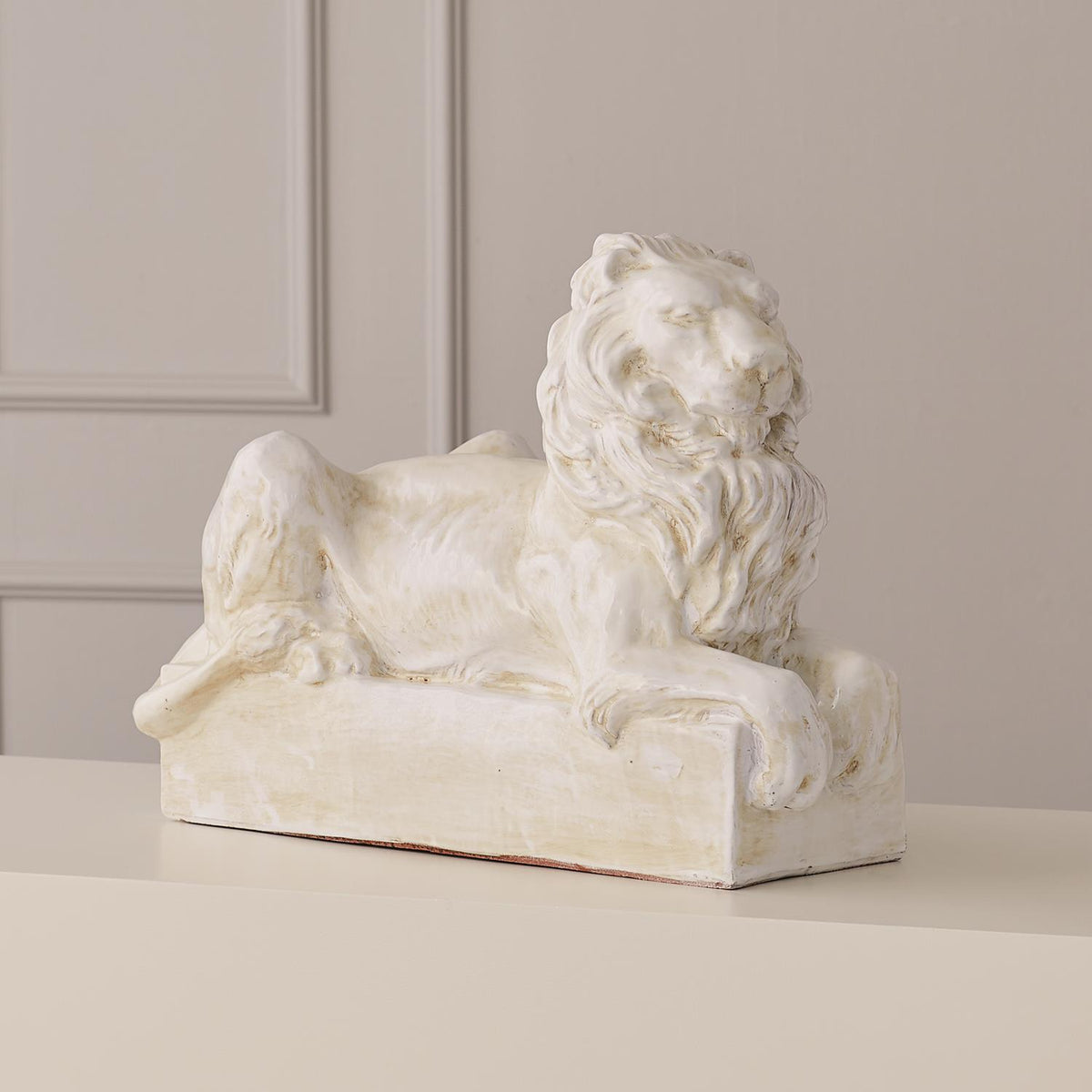 Lion Sculpture