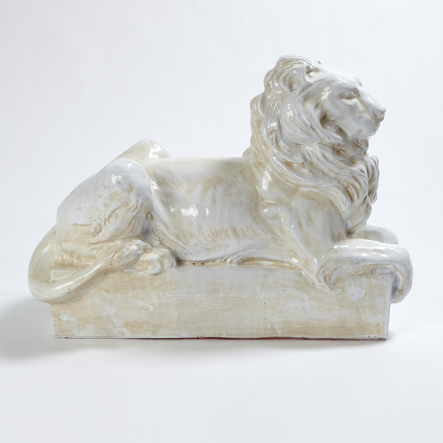 Lion Sculpture