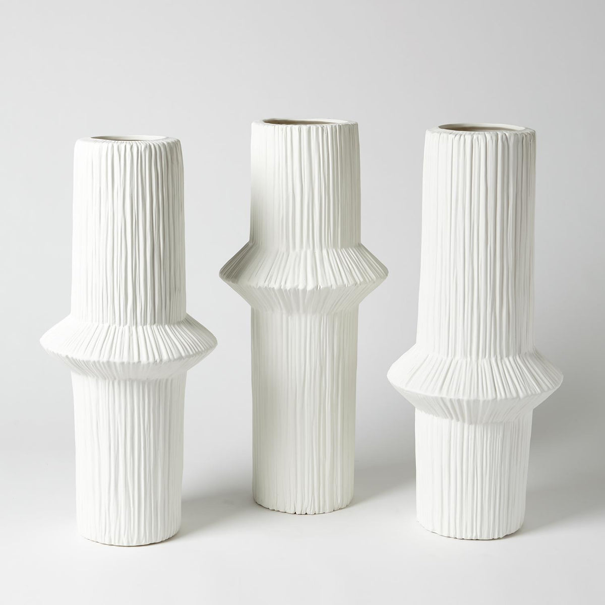 Vases à anneaux ascendants