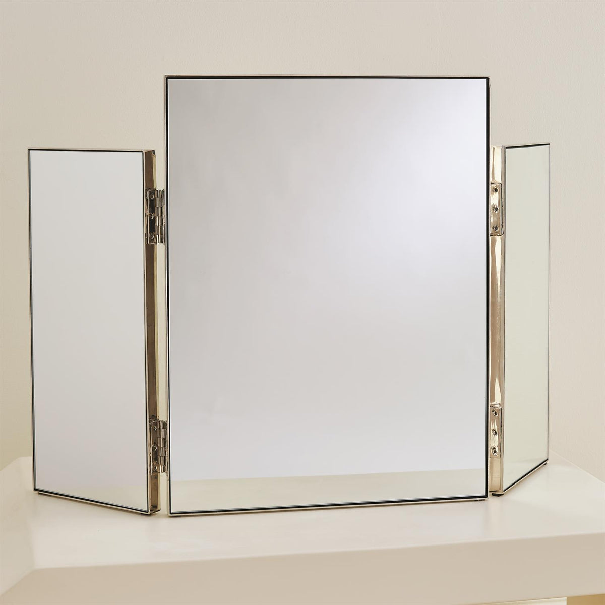 Miroir de courtoisie à trois volets