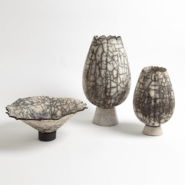 Vases à pieds craquelés