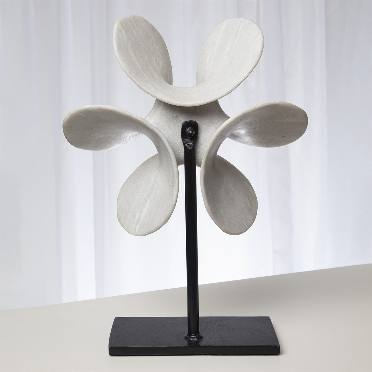 Sculpture Pankhudee sur support