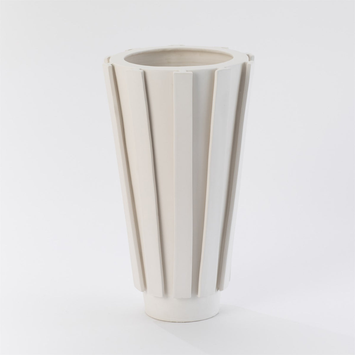 Dimensional Low Beam Vase