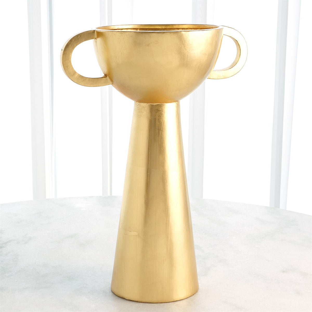 Collection d'urnes à trophées et de coupes d'amour