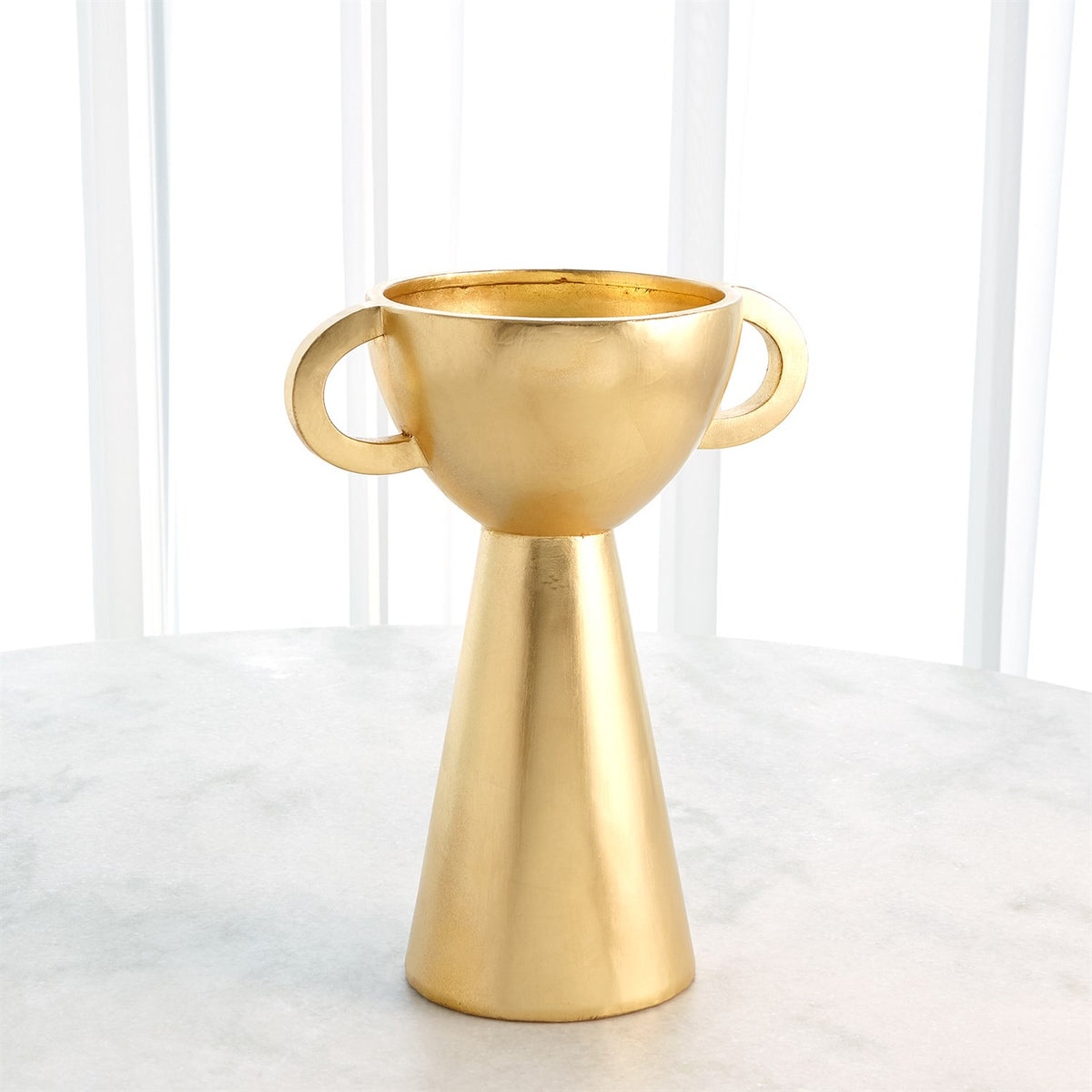 Collection d'urnes à trophées et de coupes d'amour