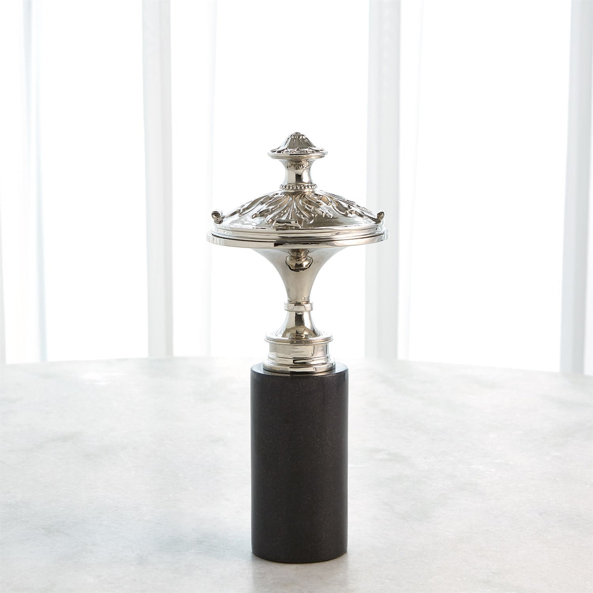 Sculpture de chapeau de newel