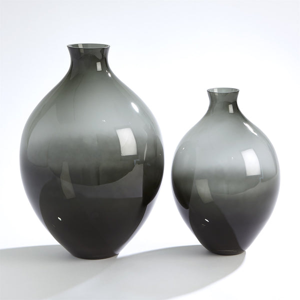 Vases en verre amphore