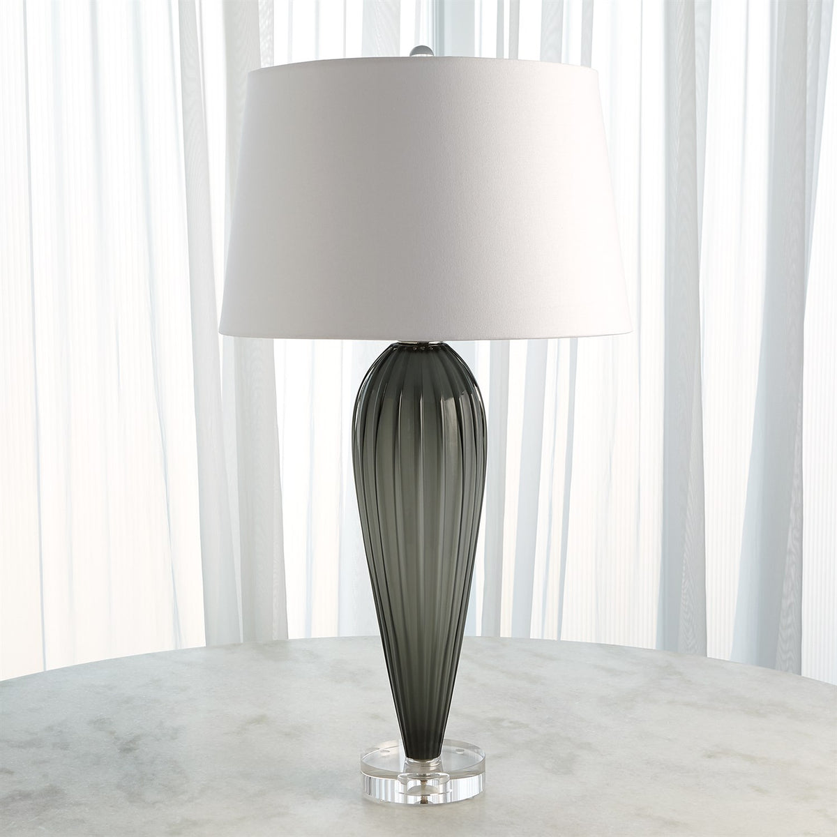 Lampe en verre en forme de larme