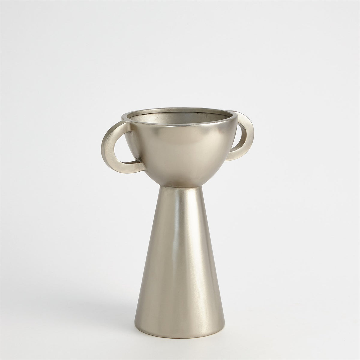 Collection d'urnes à trophées et de coupes d'amour