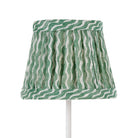 Zafferano America 5PP-081 Zafferano x Fermoie Abat-jour en tissu – Motif popple en popple vert