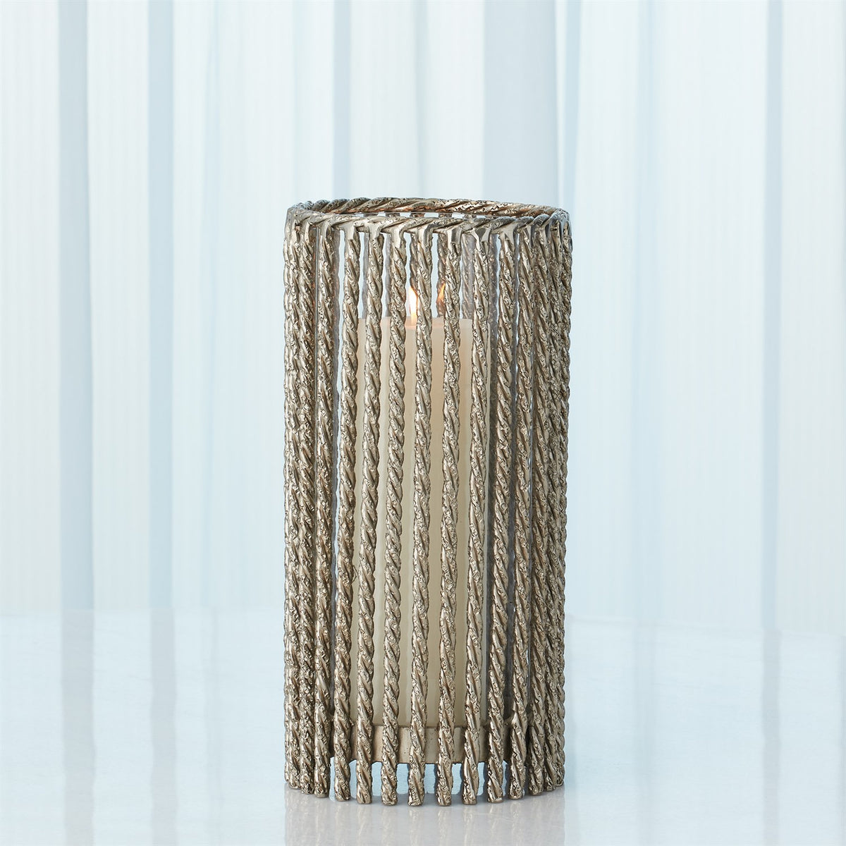 Ouragans à tige torsadée