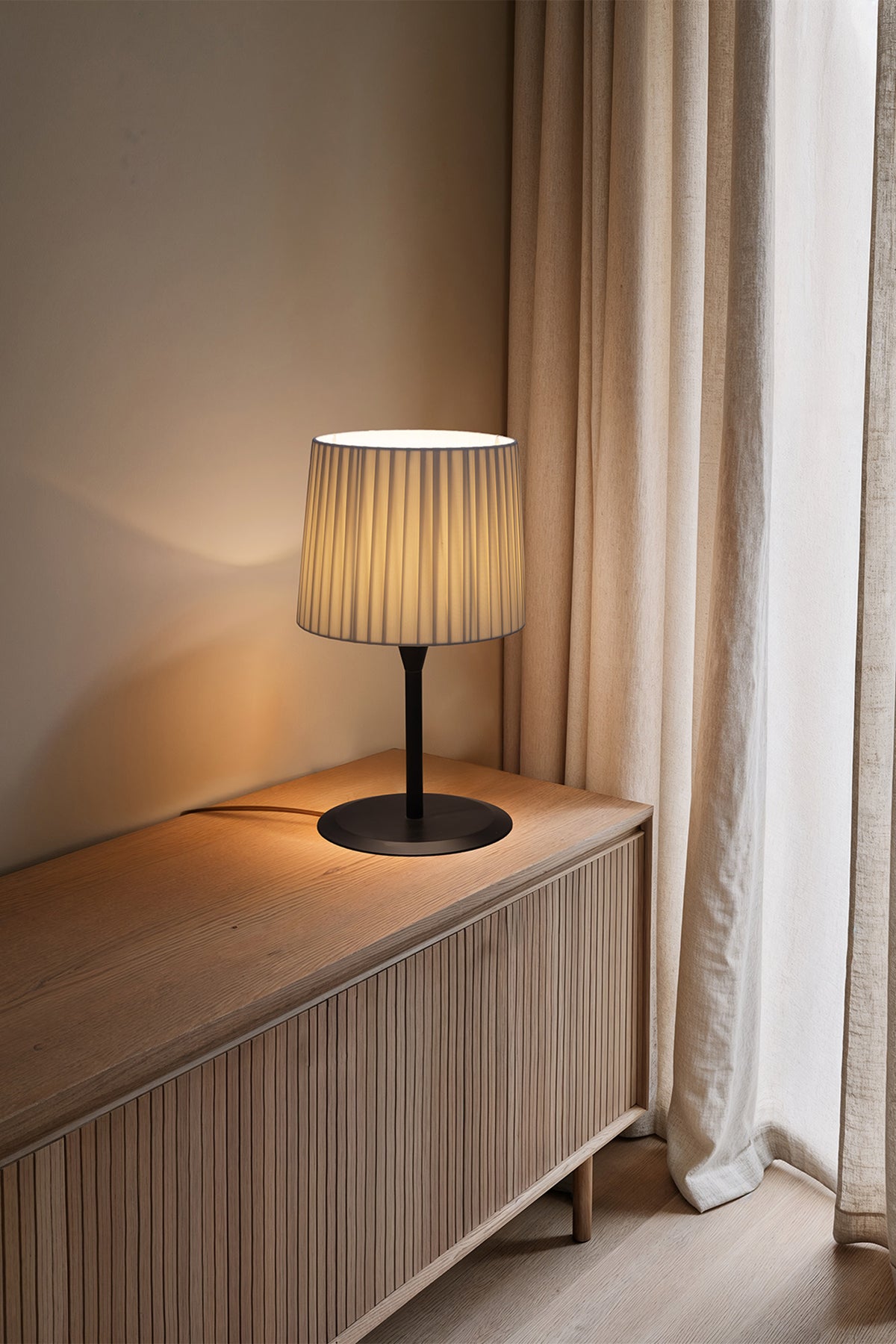Faro Barcelona 64311-38-US Samba Table Lamp in Black/Ribbon Beige