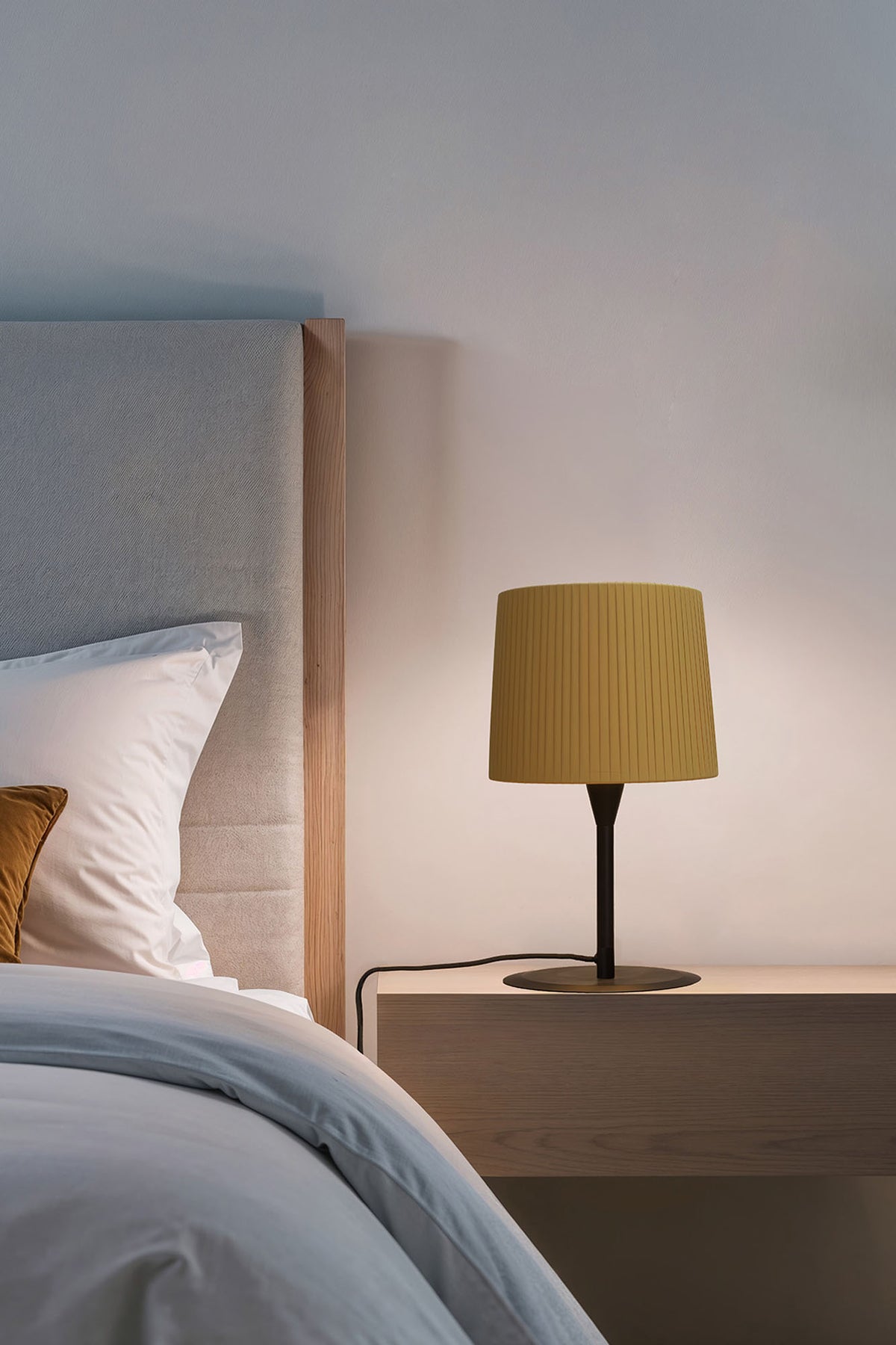 Faro Barcelona 64317-36-US Samba Table Lamp in Black/Ribbon Yellow