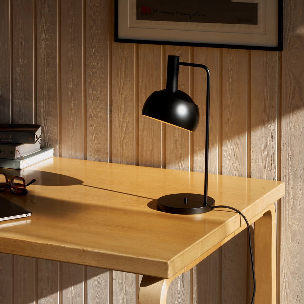 FJ Elements Table Lamp