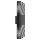 Avenue LED extérieure Murale Vue de trois quarts de l'AV2218-BLK — la lumière qui filtre à travers la face perforée révèle un diffuseur blanc à l'arrière