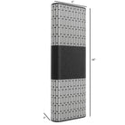 Avenue LED extérieure Murale AV2318-BLK installé sur un mur extérieur en stuc — le motif en treillis projette une ombre tissée sur le mur environnant