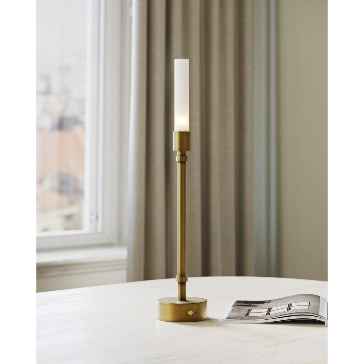 Paseo Cordless Table Lamp