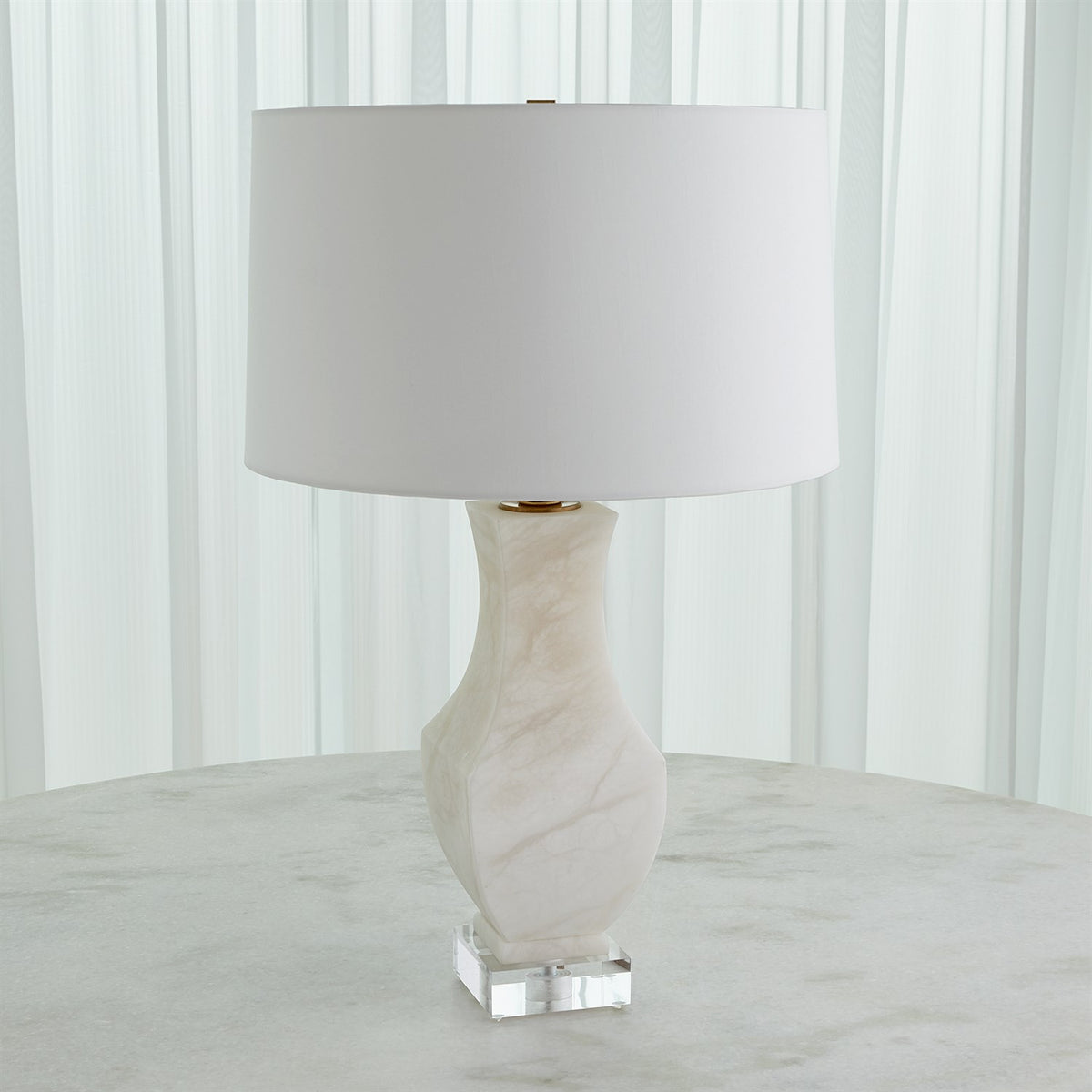 Lampe urne carrée en albâtre